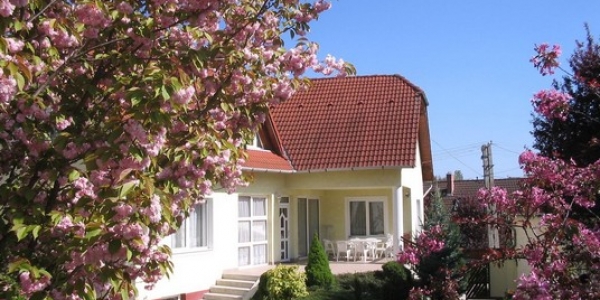Burg Vendégház