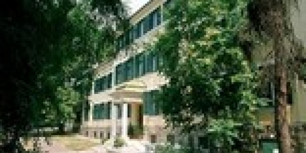 Mater Salvatoris Konferenciaközpont és Lelkigyakorlatos Ház